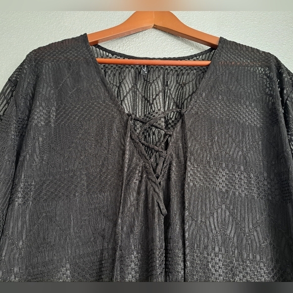 Black Lace Porto Cruz Swim Suit Cover Up - Picture 10 of 12